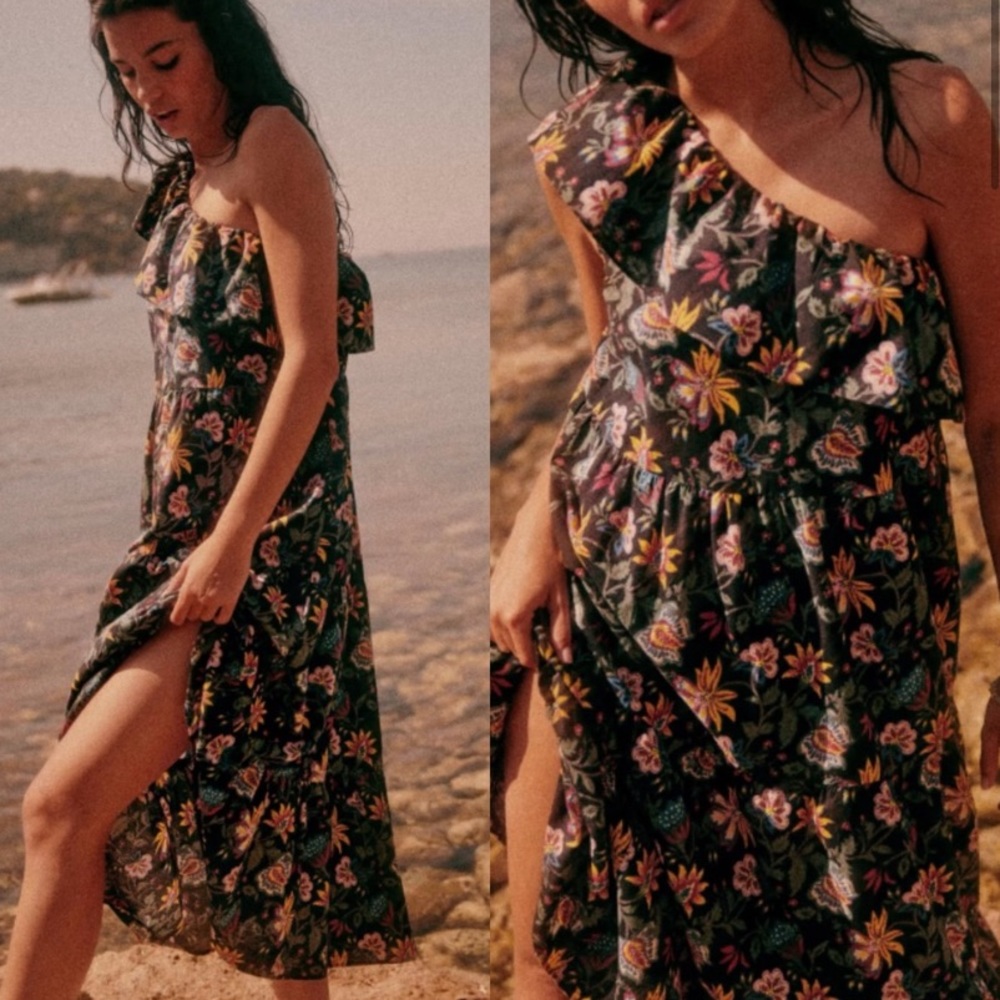 Sezane Roccio Midi Dress Botanique Noir Black Floral
One Shoulder 36